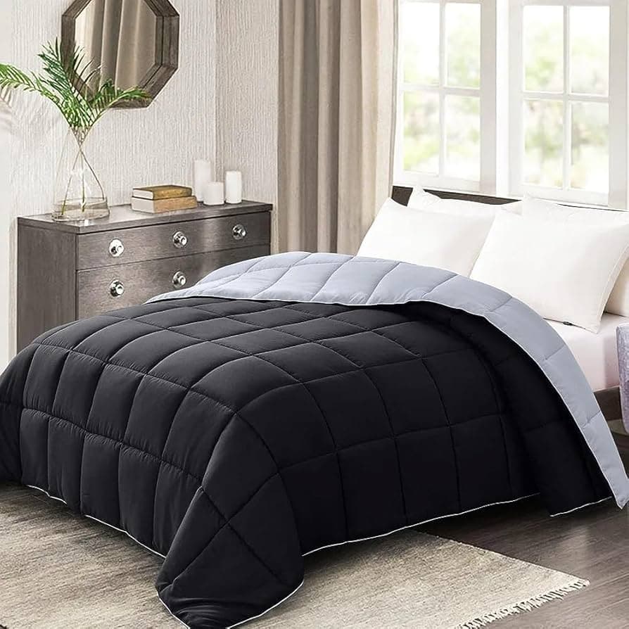 Hotel Comforter